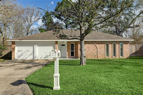 rental homes in friendswood texas|More.